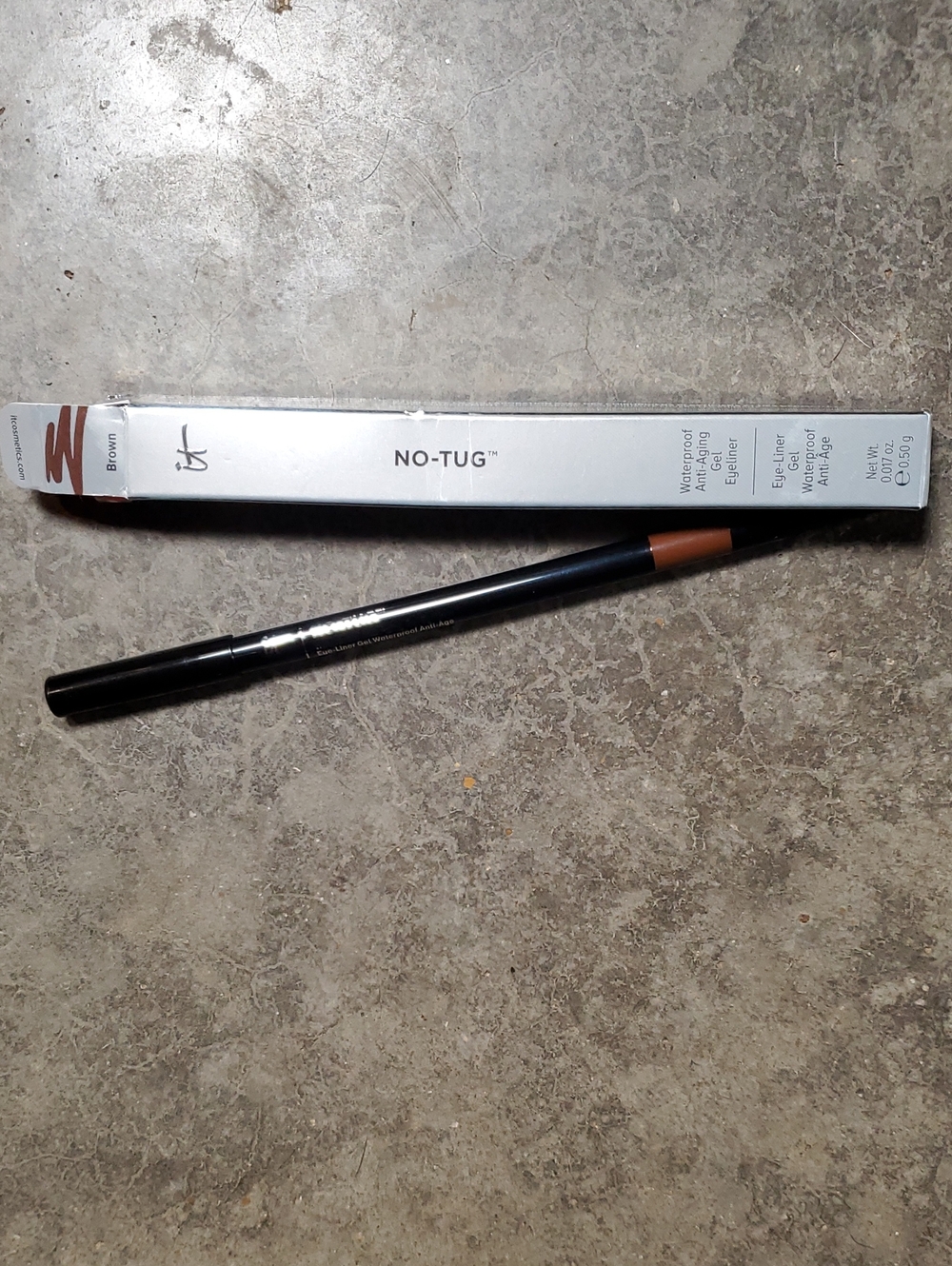 it cosmetics No-Tug Waterproof Eyeliner Pencil — Brown